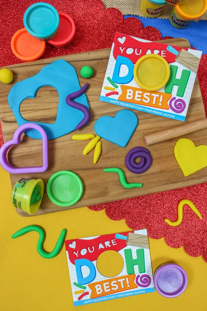 Playdoh with playdoh-themed valentines messages. 