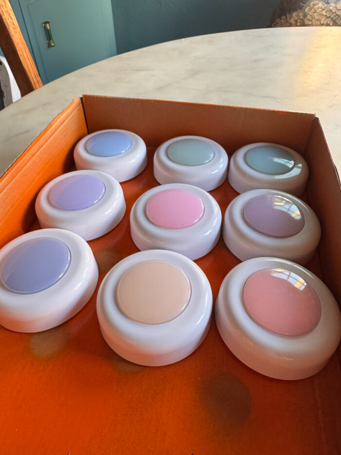 puck lights in different colors